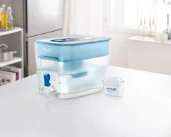 Brita Caraffe - Recipiente Di Filtraggio Flow Memo, Capacitá 8200 Ml, Blu 1039277 -Vendite Accessori per Cucina 15ac62e27b33630204e51459