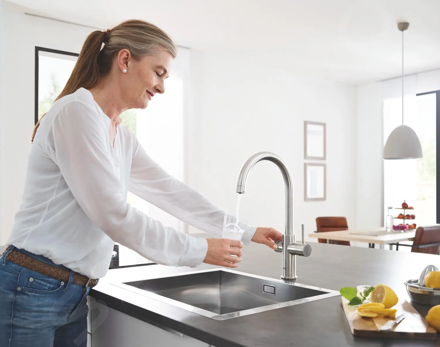 Grohe Blue Home - Miscelatore Connected Per Lavello, Con Sistema Di Filtraggio E Raffreddamento, Supersteel 31455DC1 10 Grohe Blue Home - Miscelatore Connected Per Lavello, Con Sistema Di Filtraggio E Raffreddamento, Supersteel 31455DC1 - immagine 10