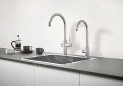 Grohe Blue Professional - Miscelatore Per Lavello Con Sistema Di Filtraggio E Refrigerazione, Supersteel 31323DC2 -Vendite Accessori per Cucina 4a4f58b527e17ad8e6b1a9c2
