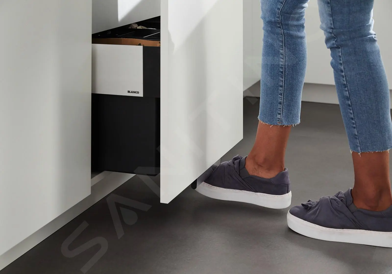 Blanco Select - Pattumiera Incorporata, Capienza 30 L 526304 5 Blanco Select - Pattumiera Incorporata, Capienza 30 L 526304 - immagine 5